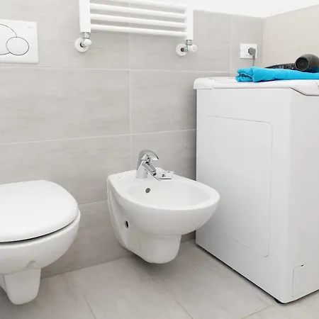 Palazzotto * Στρέσα