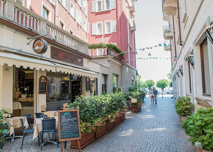 Palazzotto Στρέσα