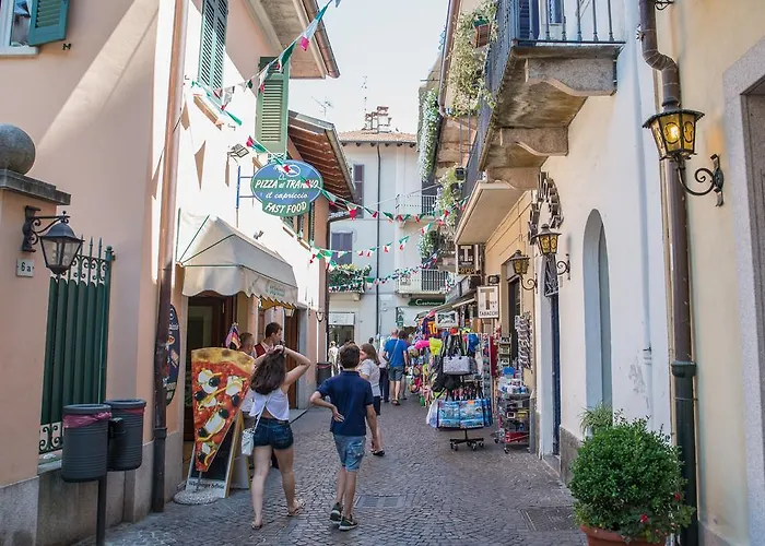 Palazzotto * Στρέσα